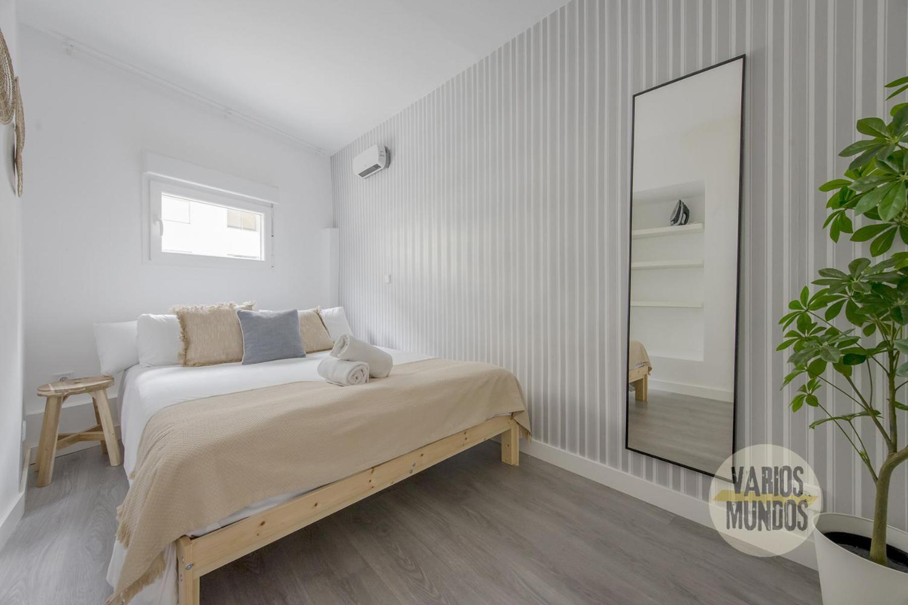 Atico Calle Silva Para 3Pax Con Terraza Esquina Con Gran Via E2 마드리드 외부 사진