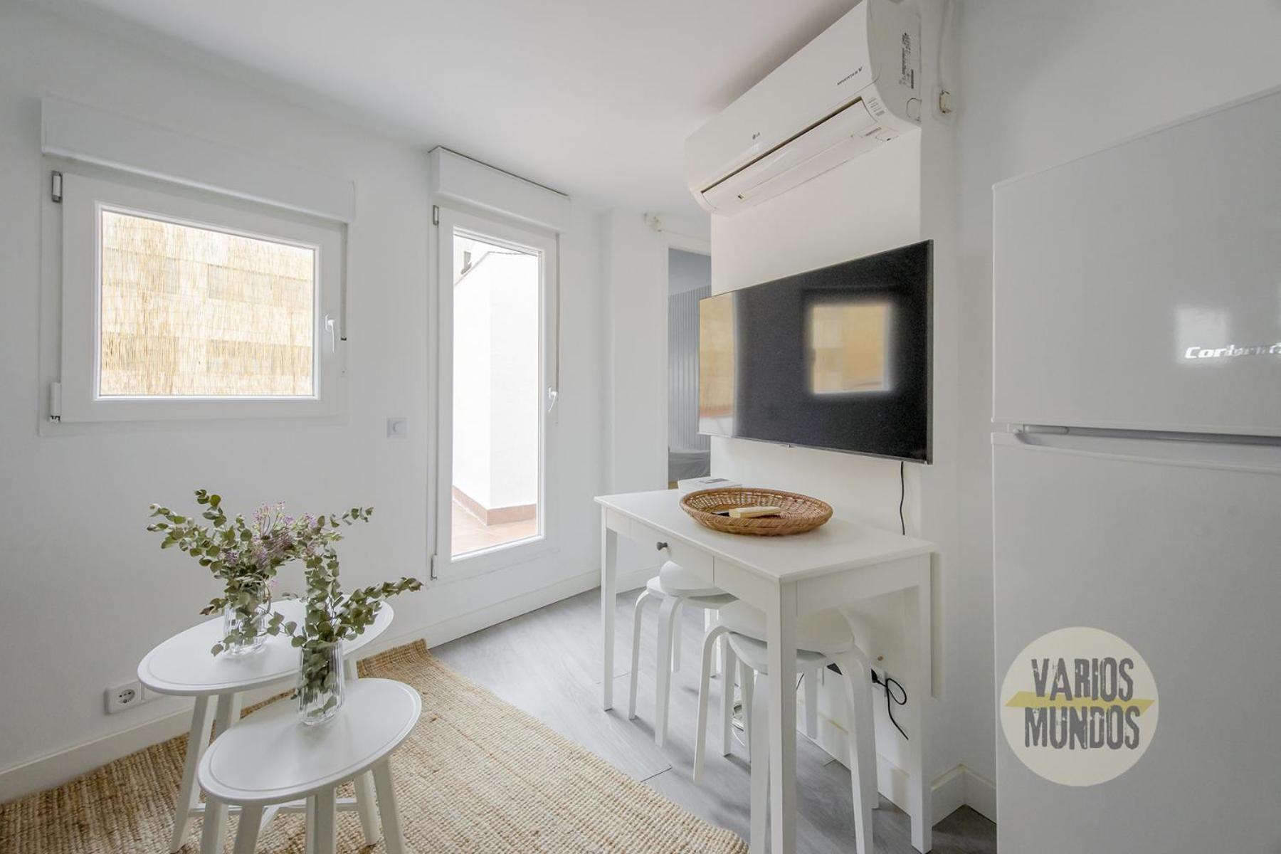 Atico Calle Silva Para 3Pax Con Terraza Esquina Con Gran Via E2 마드리드 외부 사진